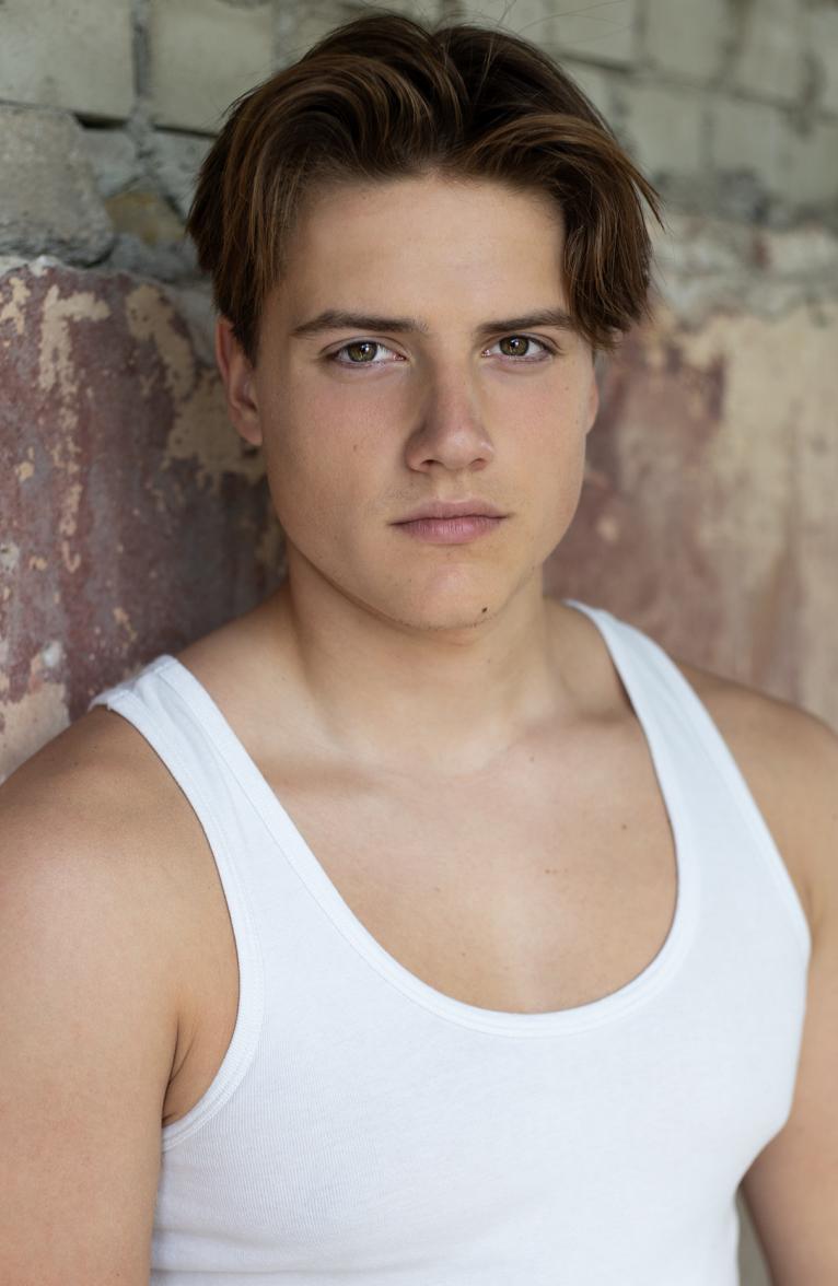 model-Bastiaan.-4003